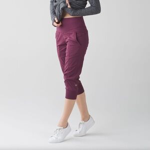 Lululemon In Flux Crop Pant, Red Grape